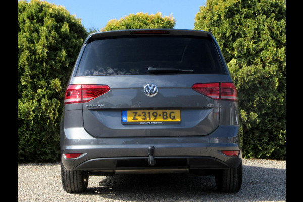 Volkswagen Touran 1.5 TSI Highline Automaat*Navi*Pano.dak*Trekhaak*