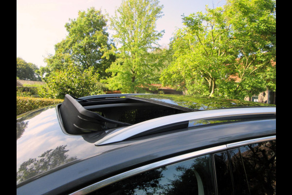 Volkswagen Touran 1.5 TSI Highline Automaat*Navi*Pano.dak*Trekhaak*