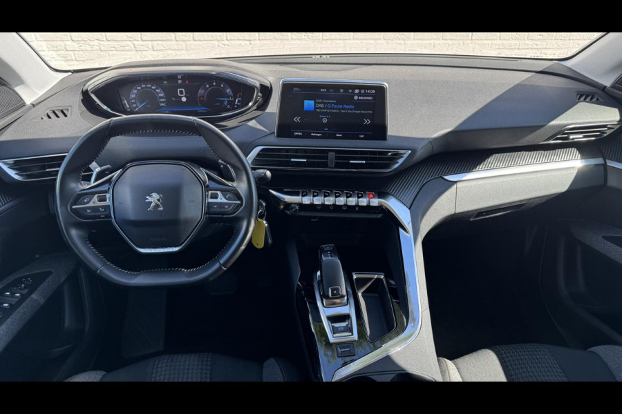 Peugeot 5008 1.2 PureTech Blue Lease Premium Avantage Automaat 7p Cruise control Climate control Navigatie Apple / Android