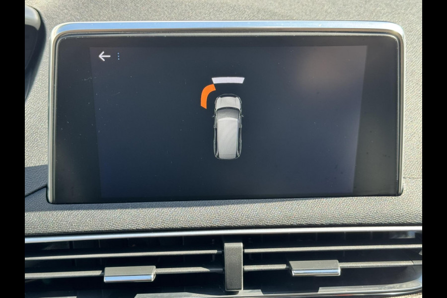 Peugeot 5008 1.2 PureTech Blue Lease Premium Avantage Automaat 7p Cruise control Climate control Navigatie Apple / Android