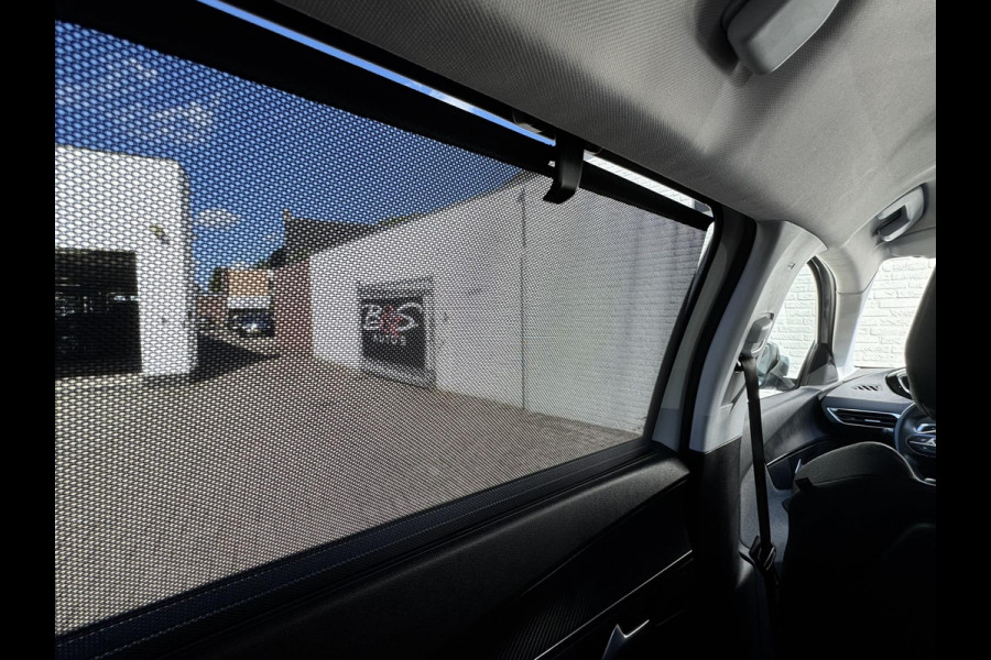 Peugeot 5008 1.2 PureTech Blue Lease Premium Avantage Automaat 7p Cruise control Climate control Navigatie Apple / Android