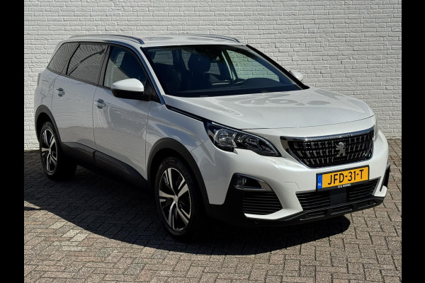 Peugeot 5008 1.2 PureTech Blue Lease Premium Avantage Automaat 7p Cruise control Climate control Navigatie Apple / Android