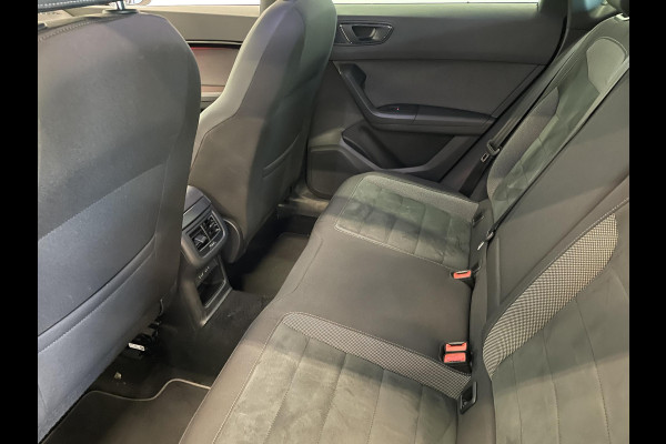 Seat Ateca 1.5 TSI Xcellence Business Intense Airco ECC Navi PDC VA+Camera Adaptive Cruise Control Full LED Winter Pack Alcantara Interieur Technology Pack