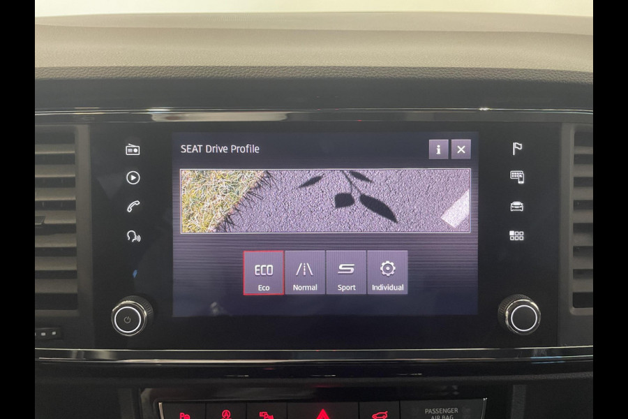 Seat Ateca 1.5 TSI Xcellence Business Intense Airco ECC Navi PDC VA+Camera Adaptive Cruise Control Full LED Winter Pack Alcantara Interieur Technology Pack