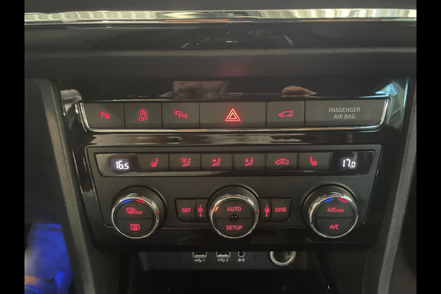 Seat Ateca 1.5 TSI Xcellence Business Intense Airco ECC Navi PDC VA+Camera Adaptive Cruise Control Full LED Winter Pack Alcantara Interieur Technology Pack