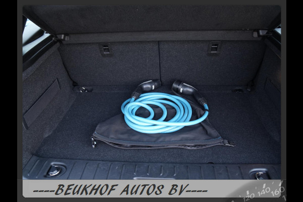 BMW i3 Basis iPerformance 94Ah Navi Camera 360 Soh 100% !!