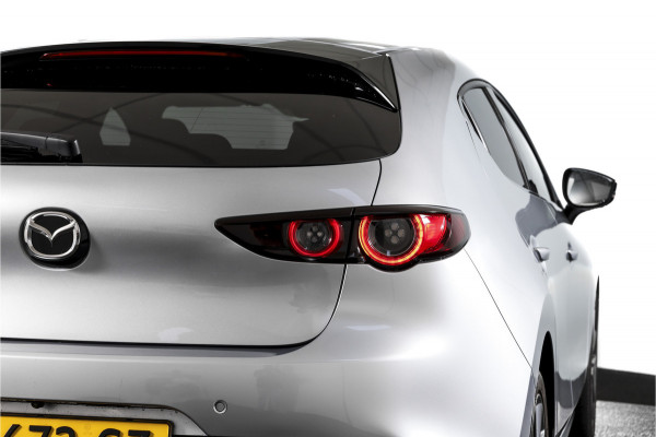Mazda 3 2.0 e-SkyActiv-G M Hybrid 122 Comfort met Bose | Bose Audio | Head-up Disp. | Adapt.Cruise | Stoel-+Stuurverw. | 360 Camera | NAV+App.Connect | Auto.Airco | LM 18" |