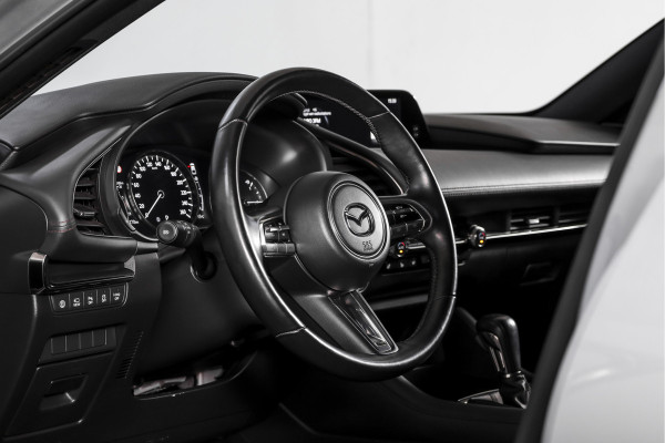 Mazda 3 2.0 e-SkyActiv-G M Hybrid 122 Comfort met Bose | Bose Audio | Head-up Disp. | Adapt.Cruise | Stoel-+Stuurverw. | 360 Camera | NAV+App.Connect | Auto.Airco | LM 18" |