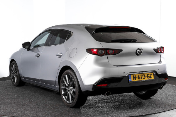 Mazda 3 2.0 e-SkyActiv-G M Hybrid 122 Comfort met Bose | Bose Audio | Head-up Disp. | Adapt.Cruise | Stoel-+Stuurverw. | 360 Camera | NAV+App.Connect | Auto.Airco | LM 18" |