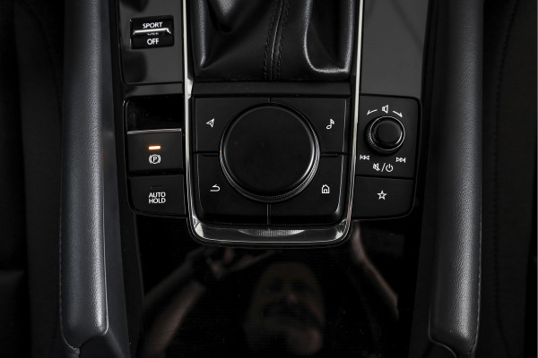 Mazda 3 2.0 e-SkyActiv-G M Hybrid 122 Comfort met Bose | Bose Audio | Head-up Disp. | Adapt.Cruise | Stoel-+Stuurverw. | 360 Camera | NAV+App.Connect | Auto.Airco | LM 18" |