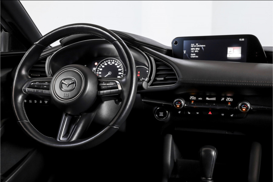 Mazda 3 2.0 e-SkyActiv-G M Hybrid 122 Comfort met Bose | Bose Audio | Head-up Disp. | Adapt.Cruise | Stoel-+Stuurverw. | 360 Camera | NAV+App.Connect | Auto.Airco | LM 18" |