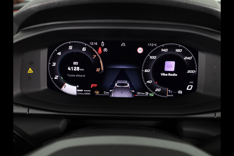 CUPRA Terramar 1.5 TSI e-Hybrid Business 204 pk Automaat (DSG) | Private lease vanaf 764,-- | Elektr. voorstoelen | Elektr. trekhaak | Achteruitrijcamera | Stoelverwarming | Adaptive cruise control | Navi | 20 inch