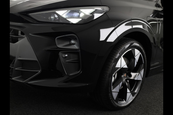 CUPRA Terramar 1.5 TSI e-Hybrid Business 204 pk Automaat (DSG) | Private lease vanaf 764,-- | Elektr. voorstoelen | Elektr. trekhaak | Achteruitrijcamera | Stoelverwarming | Adaptive cruise control | Navi | 20 inch
