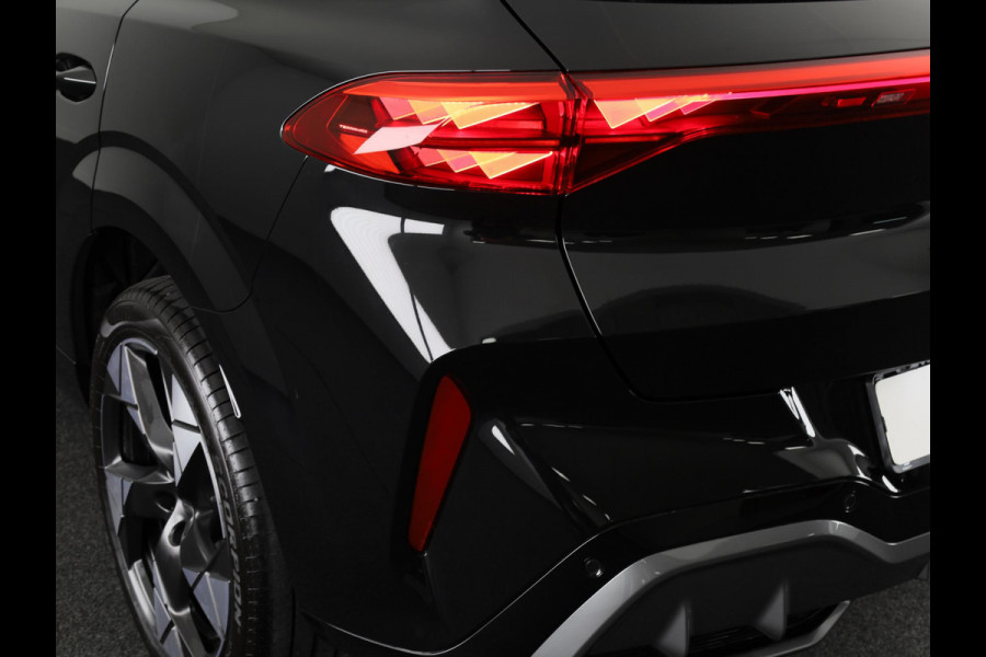 CUPRA Terramar 1.5 TSI e-Hybrid Business 204 pk Automaat (DSG) | Private lease vanaf 764,-- | Elektr. voorstoelen | Elektr. trekhaak | Achteruitrijcamera | Stoelverwarming | Adaptive cruise control | Navi | 20 inch