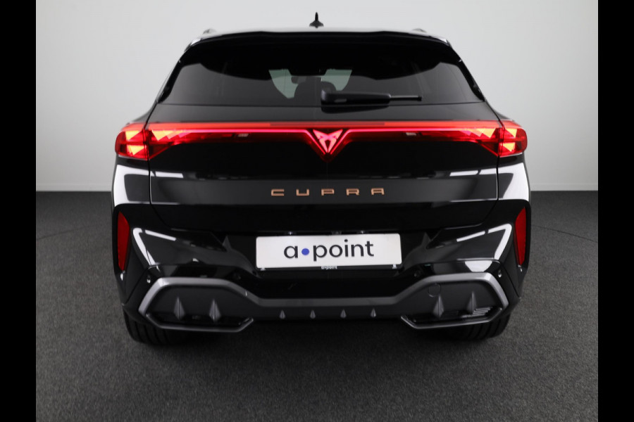 CUPRA Terramar 1.5 TSI e-Hybrid Business 204 pk Automaat (DSG) | Private lease vanaf 764,-- | Elektr. voorstoelen | Elektr. trekhaak | Achteruitrijcamera | Stoelverwarming | Adaptive cruise control | Navi | 20 inch