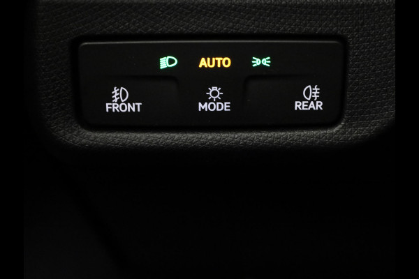 CUPRA Terramar 1.5 TSI e-Hybrid Business 204 pk Automaat (DSG) | Private lease vanaf 764,-- | Elektr. voorstoelen | Elektr. trekhaak | Achteruitrijcamera | Stoelverwarming | Adaptive cruise control | Navi | 20 inch