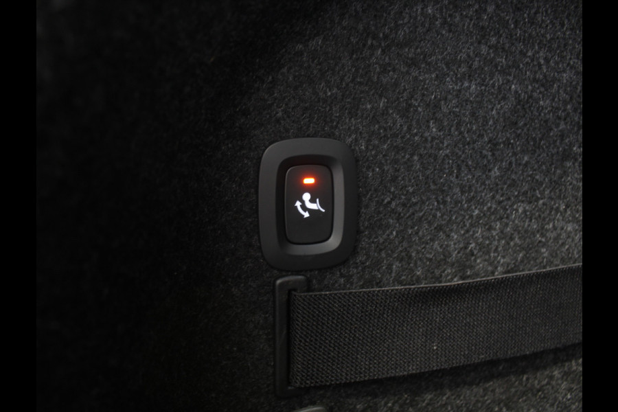 Polestar 2 Long Range Dual Motor Launch Edition 78kWh CLIMATE | 360 | PANO | ELEC.TRH | CARPLAY | ADAPTCRUISE | DAB | STOELVERW