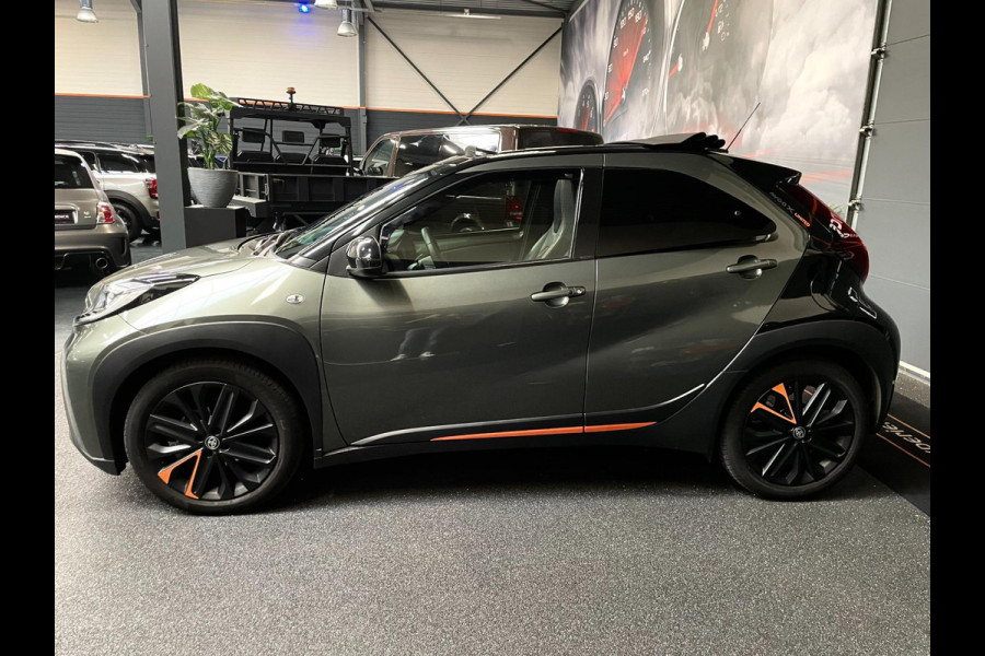 Toyota Aygo X 1.0 VVT-i S-CVT LIMITED NAVY CABRIO CAMERA