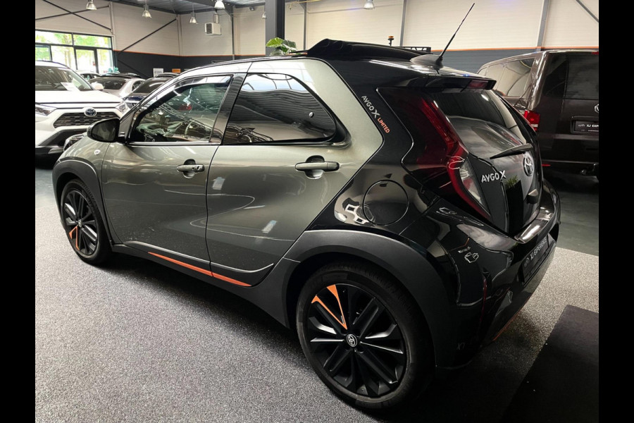 Toyota Aygo X 1.0 VVT-i S-CVT LIMITED NAVY CABRIO CAMERA