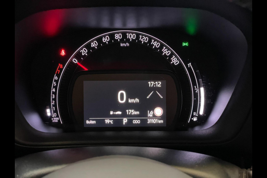 Toyota Aygo X 1.0 VVT-i S-CVT LIMITED NAVY CABRIO CAMERA
