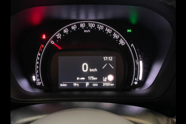 Toyota Aygo X 1.0 VVT-i S-CVT LIMITED NAVY CABRIO CAMERA