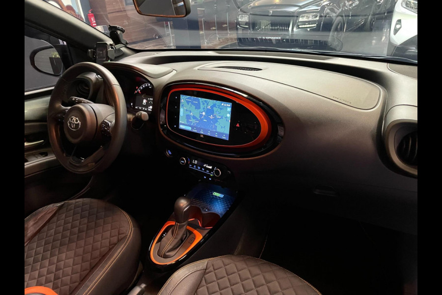 Toyota Aygo X 1.0 VVT-i S-CVT LIMITED NAVY CABRIO CAMERA