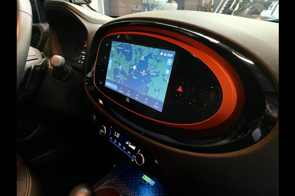 Toyota Aygo X 1.0 VVT-i S-CVT LIMITED NAVY CABRIO CAMERA