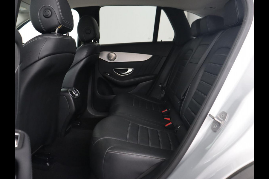 Mercedes-Benz GLC 350e 4MATIC Business Solution AMG | Trekhaak | Automaat | PHEV | Navigatie | Burmester Sound | Cruise control | Bluetooth | LMV 19 inch | Leder