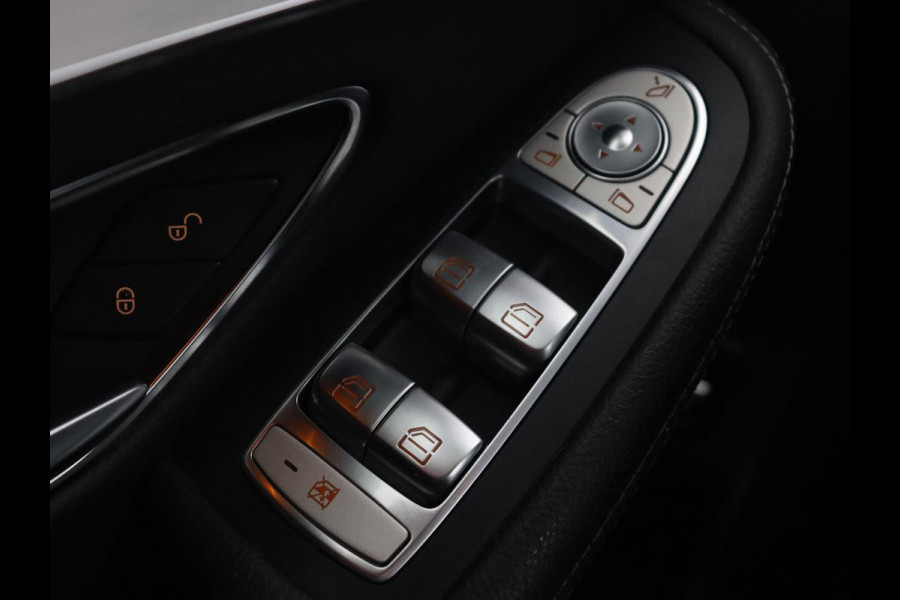 Mercedes-Benz GLC 350e 4MATIC Business Solution AMG | Trekhaak | Automaat | PHEV | Navigatie | Burmester Sound | Cruise control | Bluetooth | LMV 19 inch | Leder