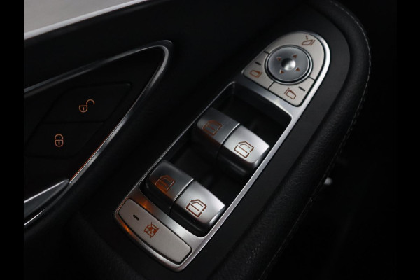 Mercedes-Benz GLC 350e 4MATIC Business Solution AMG | Trekhaak | Automaat | PHEV | Navigatie | Burmester Sound | Cruise control | Bluetooth | LMV 19 inch | Leder