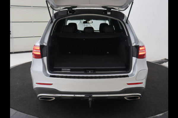 Mercedes-Benz GLC 350e 4MATIC Business Solution AMG | Trekhaak | Automaat | PHEV | Navigatie | Burmester Sound | Cruise control | Bluetooth | LMV 19 inch | Leder