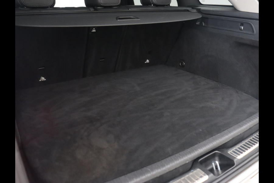 Mercedes-Benz GLC 350e 4MATIC Business Solution AMG | Trekhaak | Automaat | PHEV | Navigatie | Burmester Sound | Cruise control | Bluetooth | LMV 19 inch | Leder