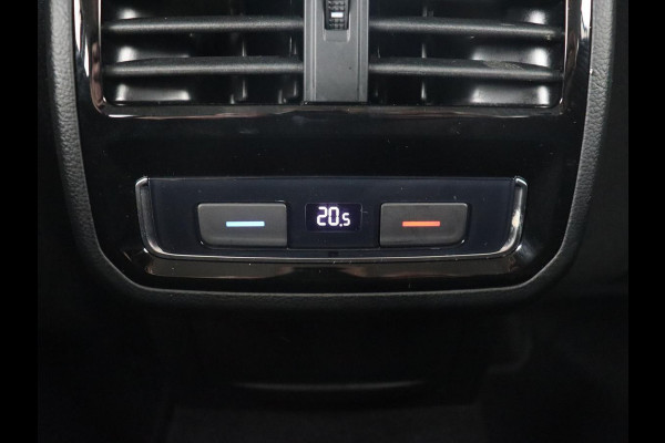 Volkswagen Passat Variant 1.4 TSI PHEV GTE Business | Automaat | Carplay | Navigatie | PHEV | Camera | Stoelverwarming | Climate control | Memory | Adaptive cruise