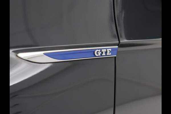 Volkswagen Passat Variant 1.4 TSI PHEV GTE Business | Automaat | Carplay | Navigatie | PHEV | Camera | Stoelverwarming | Climate control | Memory | Adaptive cruise