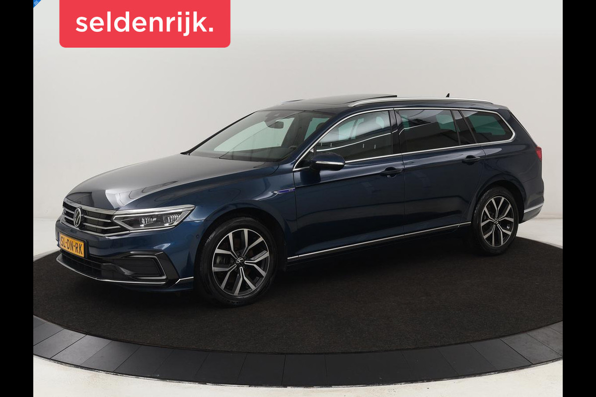 Volkswagen Passat 1.4 TSI PHEV GTE Business | Panoramadak | Trekhaak | Automaat | Camera | PHEV | Stoelverwarming | Sfeerverlichting | Adaptive cruise | Climate control | LED | Carplay | LMV 17 inch