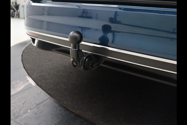 Volkswagen Passat 1.4 TSI PHEV GTE Business | Panoramadak | Trekhaak | Automaat | Camera | PHEV | Stoelverwarming | Sfeerverlichting | Adaptive cruise | Climate control | LED | Carplay | LMV 17 inch