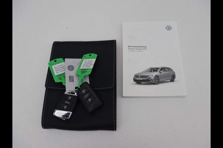 Volkswagen Passat 1.4 TSI PHEV GTE Business | Panoramadak | Trekhaak | Automaat | Camera | PHEV | Stoelverwarming | Sfeerverlichting | Adaptive cruise | Climate control | LED | Carplay | LMV 17 inch