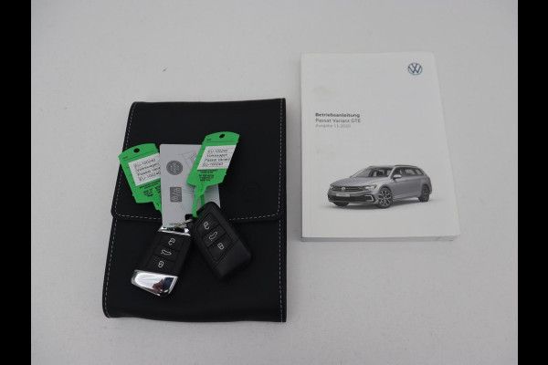 Volkswagen Passat 1.4 TSI PHEV GTE Business | Panoramadak | Trekhaak | Automaat | Camera | PHEV | Stoelverwarming | Sfeerverlichting | Adaptive cruise | Climate control | LED | Carplay | LMV 17 inch