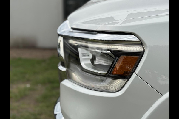 Dodge Ram Pick Up 5.7 V8 4x4 Laramie Lucht , Pano , 12 inch , 360