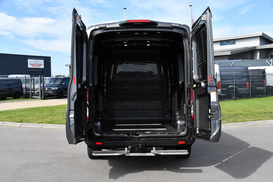 Ford Transit 350 2.0 TDCI L2H2 PB Edition Limited Face Lift! Virtual, Adaptieve Cruise, Xenon, 360 Camera, Carplay, 2 x Schuifdeur, Sensoren, Automaat, Uniek!
