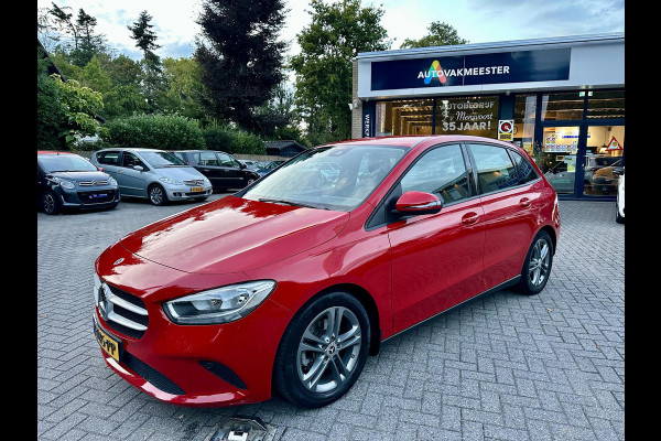 Mercedes-Benz B-Klasse B180 Automaat Business Solution Mercedes-Benz B-Klasse B180 Automaat Business Solution