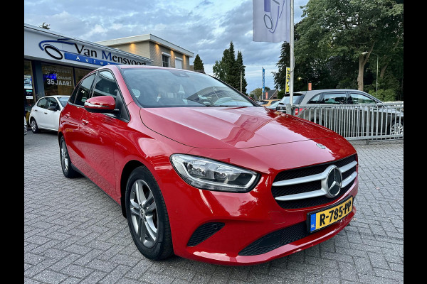 Mercedes-Benz B-Klasse B180 Automaat Business Solution Mercedes-Benz B-Klasse B180 Automaat Business Solution