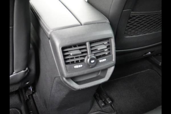 Peugeot 3008 T 131pk Keyless VirtualCockpit Elek.klep 360Camera 1/2Leer Apple/Android Dab Bordherk. Lane-dep. Led Navi CruiseControl Pdc Apps Aut.Verlichting PrivacyGlas Usb Ecc Bluetooth 4xElekRamen Dakrails Mistlampen Isofix 19''LM 1.2 PureTech Blue Lease Premium DealerOnderhouden NL-auto