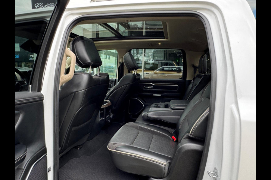 RAM 1500 5.7 V8 4x4 Laramie Lucht , Pano , 12 inch , 360