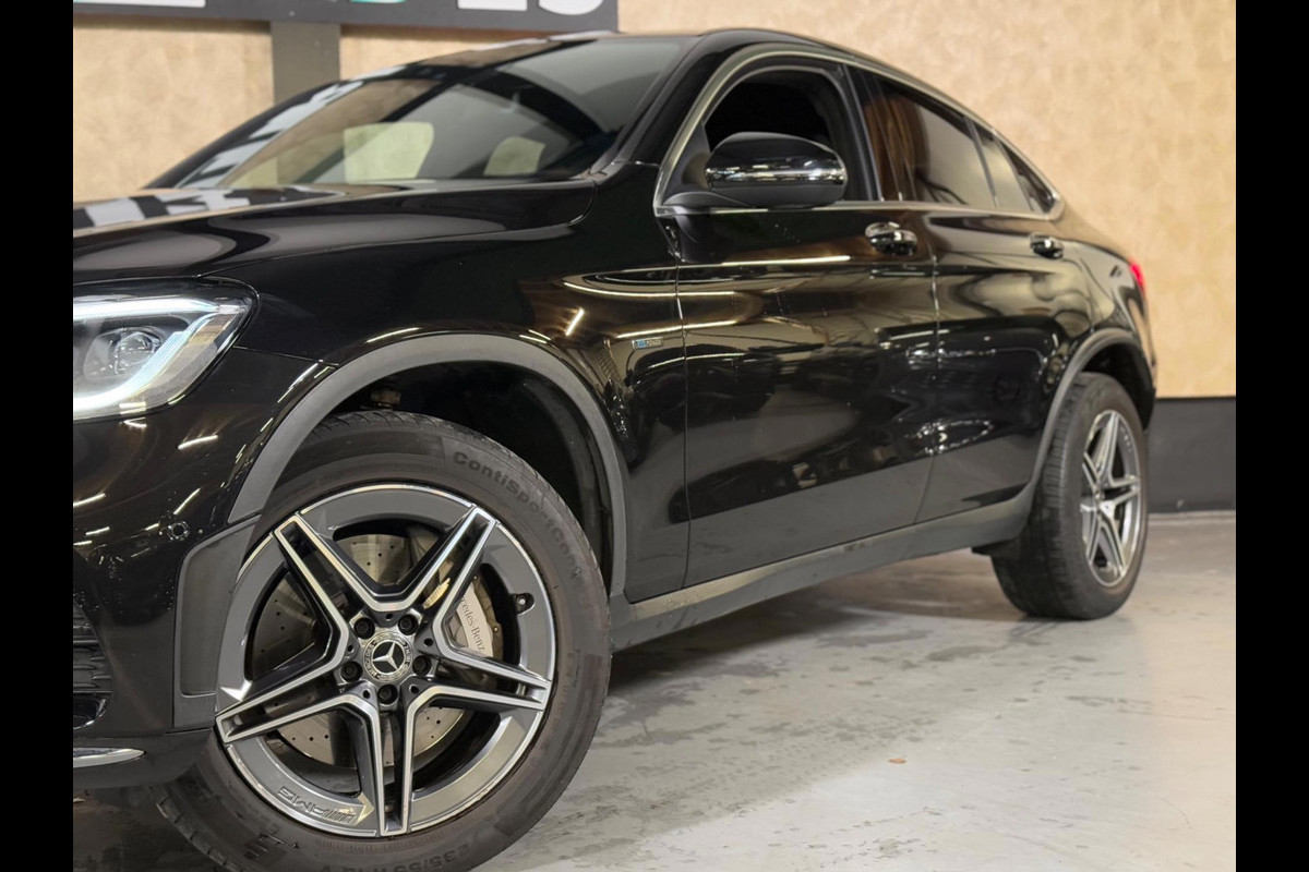 Mercedes-Benz GLC Coupé 300e 4MATIC Business Solution AMG | sfeerverlichting | keyless | Camera | DAB Mercedes-Benz GLC Coupé 300e 4MATIC Business Solution AMG | sfeerverlichting | keyless | Camera | DAB