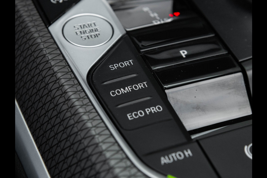 BMW 4 Serie Cabrio M440i xDrive - LCI - Air Collar - Driving Ass Prof - Harman-Kardon