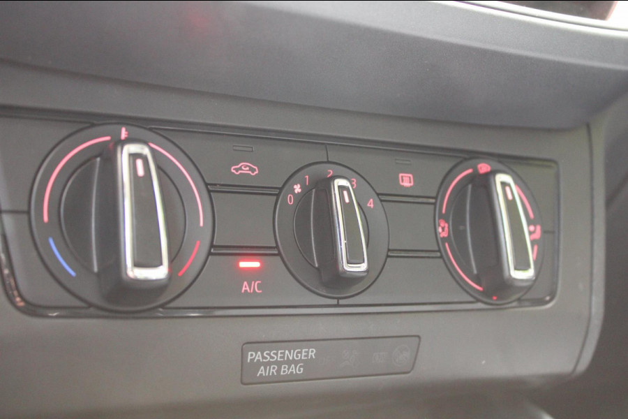 Seat Arona 1.0 TSI Style Launch Edition Carplay AllSeason