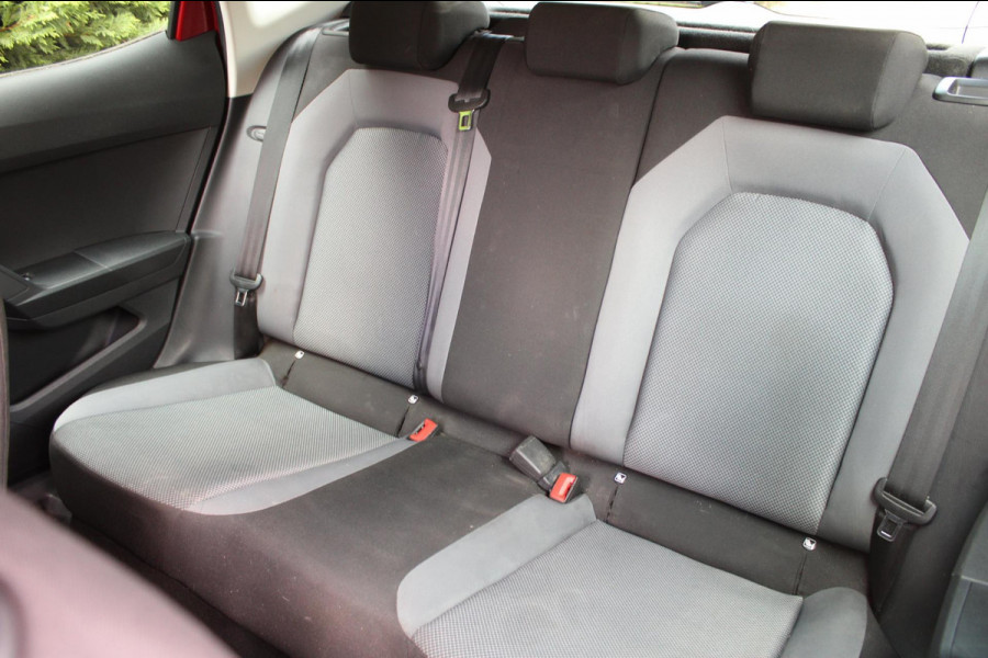 Seat Arona 1.0 TSI Style Launch Edition Carplay AllSeason