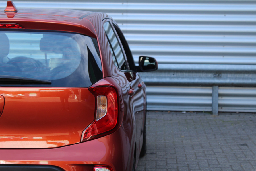 Kia Picanto 1.0 DPi 67pk DynamicLine NL-Auto NAP 7 Jaar Garantie Airco Cruise Carpay Camera 14"LMV Trekhaak