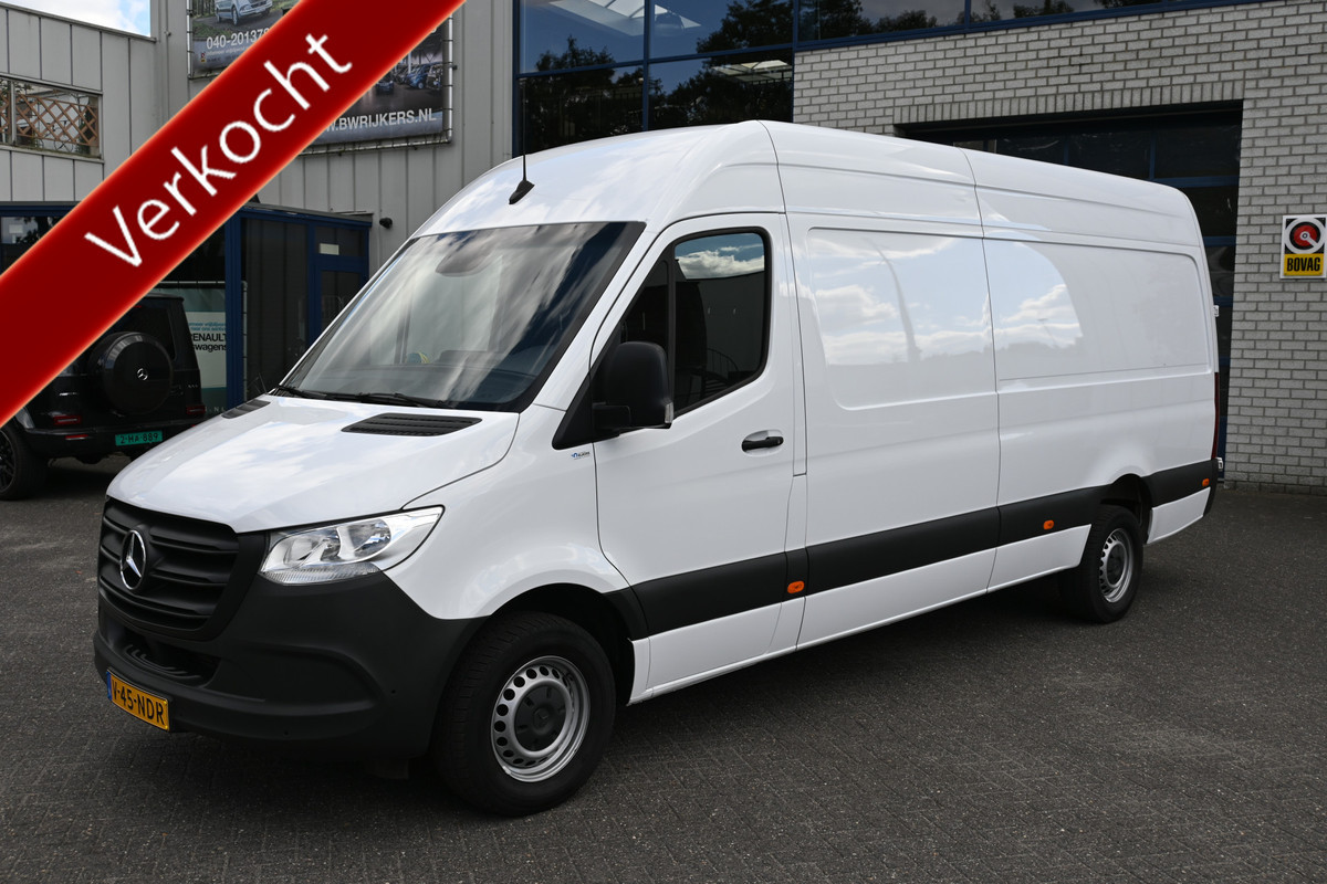 Mercedes-Benz Sprinter 317 CDI L3H2 3500 KG trekhaak, Geveerde stoel, MBUX met camera
